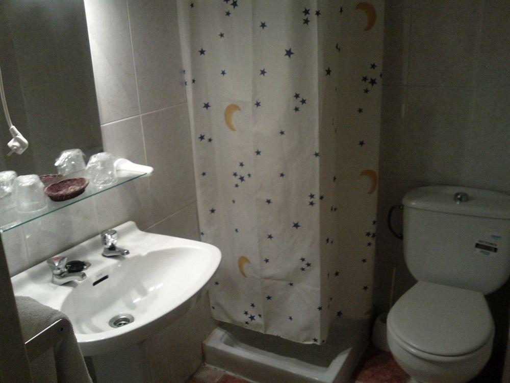 Virgen Del Rocio II Hotel Torremolinos Eksteriør billede