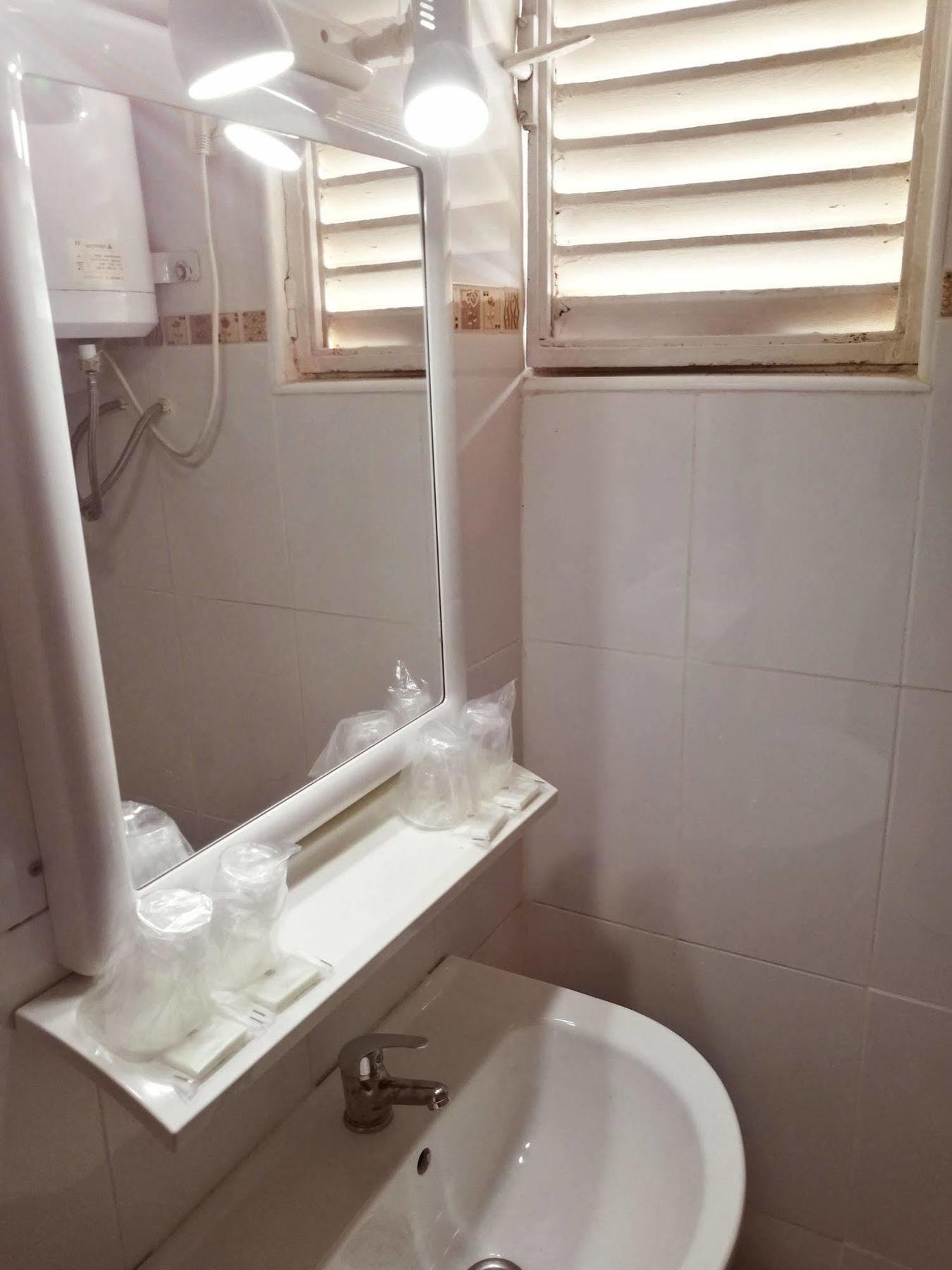 Virgen Del Rocio II Hotel Torremolinos Eksteriør billede