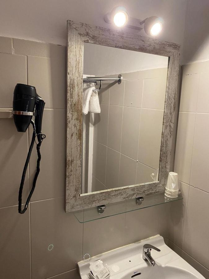 Virgen Del Rocio II Hotel Torremolinos Eksteriør billede
