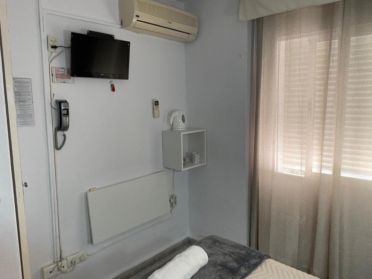 Virgen Del Rocio II Hotel Torremolinos Eksteriør billede